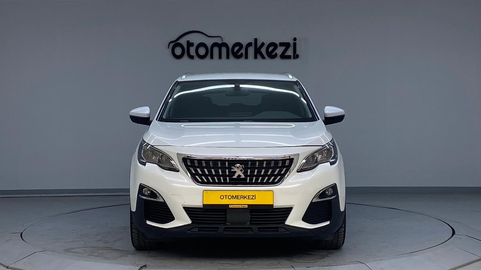PEUGEOT 3008 7